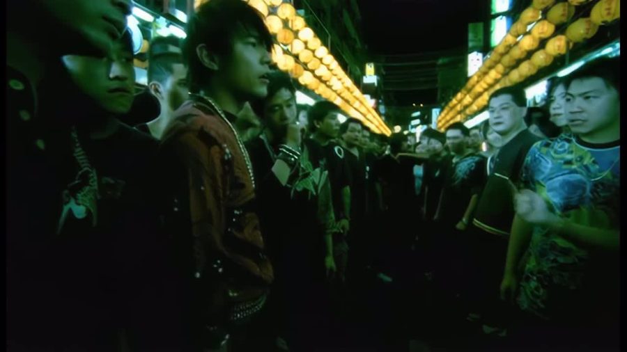 退后